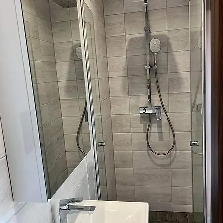 Wichrowe Wzgorze Z Jacuzzi Villa Znamirowice Exterior photo