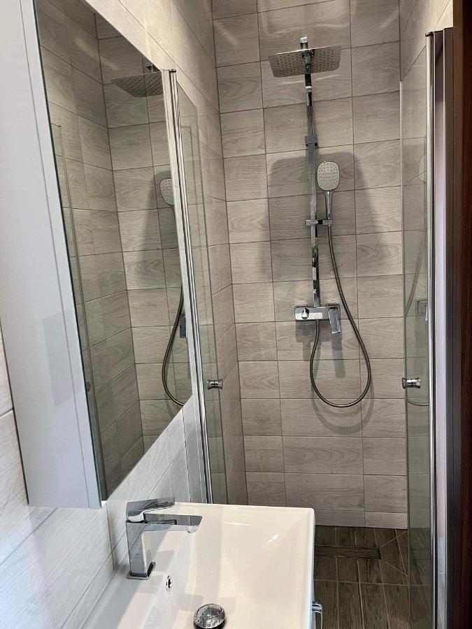 Wichrowe Wzgorze Z Jacuzzi * Znamirowice